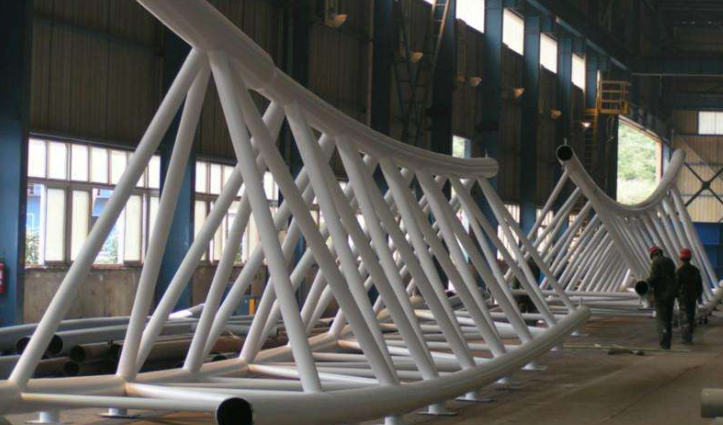 河南管廊钢结构与桁架结构的管道支架应该如何区分